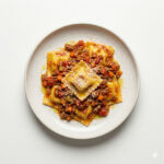 RAVIOLI AL RAGU'